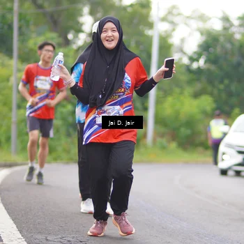 Runner Photo 6026101