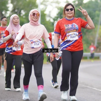 Runner Photo 6026153