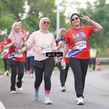 Runner Photo 6026154