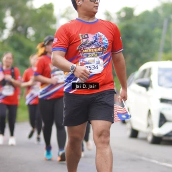 Runner Photo 6026163