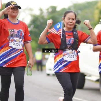 Runner Photo 6026174