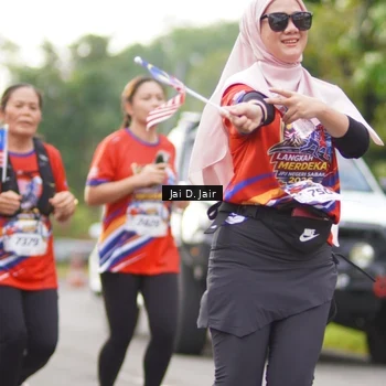Runner Photo 6026175