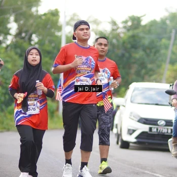 Runner Photo 6026181