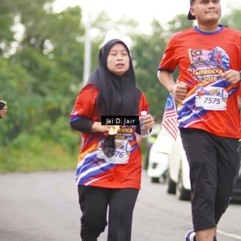 Runner Photo 6026187