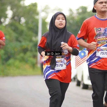 Runner Photo 6026192