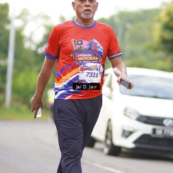 Runner Photo 6026208