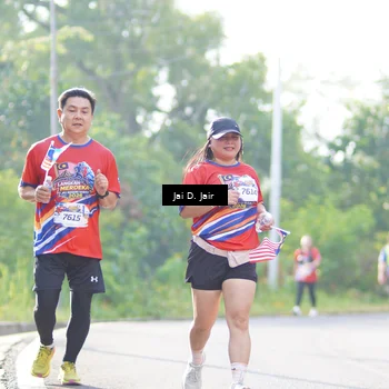 Runner Photo 6026243