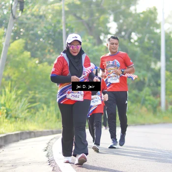 Runner Photo 6026275