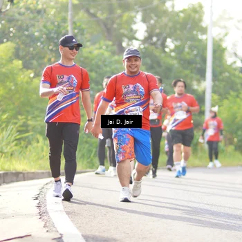 Runner Photo 6026293
