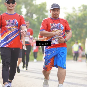 Runner Photo 6026300