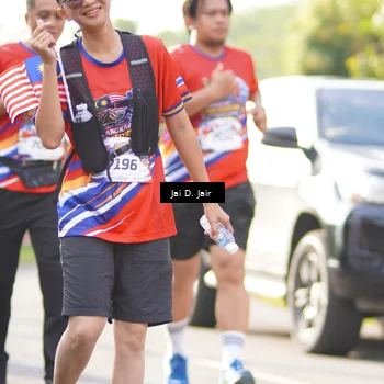 Runner Photo 6026310