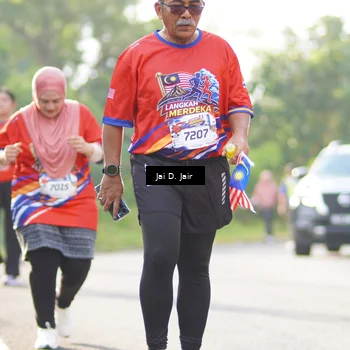 Runner Photo 6026312