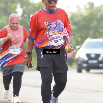 Runner Photo 6026313