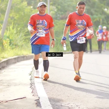 Runner Photo 6026351