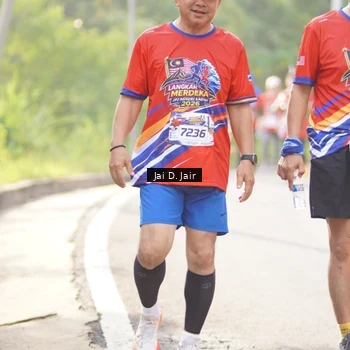 Runner Photo 6026359