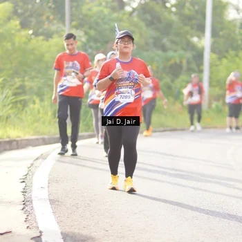 Runner Photo 6026365