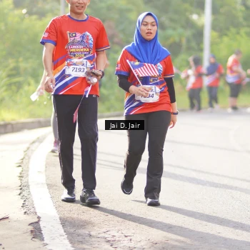 Runner Photo 6026373