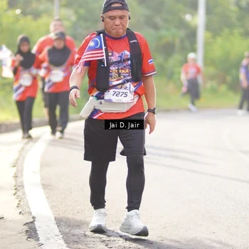 Runner Photo 6026396