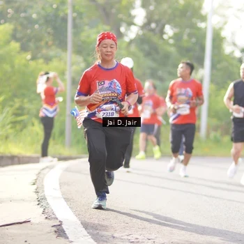 Runner Photo 6026443