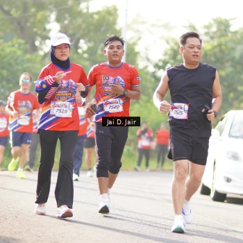 Runner Photo 6026451