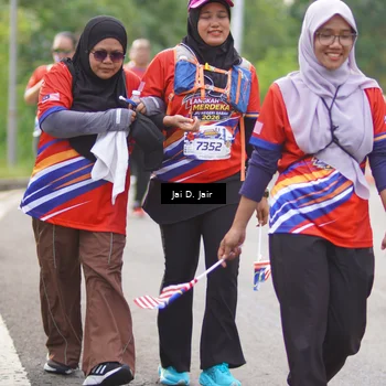 Runner Photo 6026578