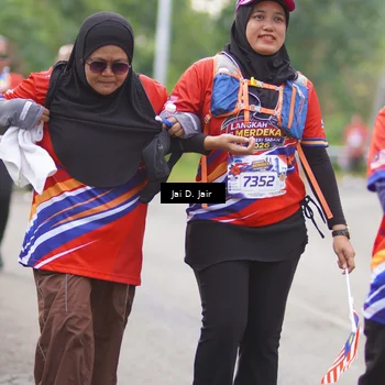 Runner Photo 6026584