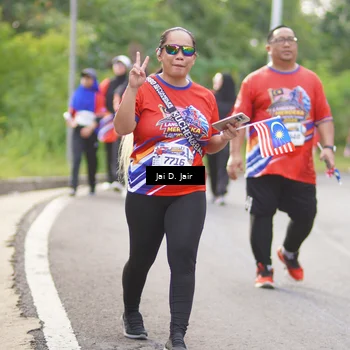 Runner Photo 6026591