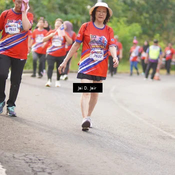 Runner Photo 6026614