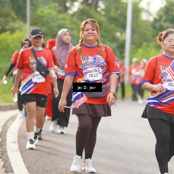 Runner Photo 6026637