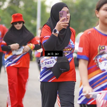 Runner Photo 6026653