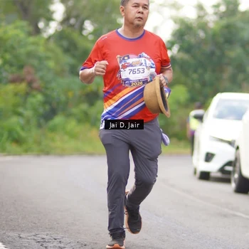 Runner Photo 6026797