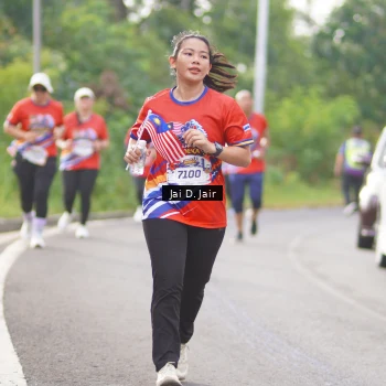 Runner Photo 6026846