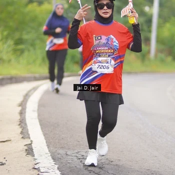 Runner Photo 6026860