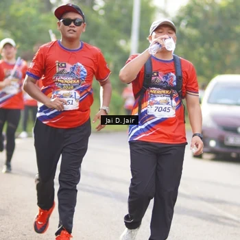 Runner Photo 6026899