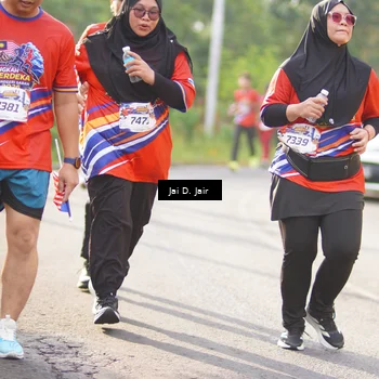 Runner Photo 6026948