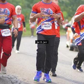 Runner Photo 6026985