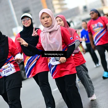 Runner Photo 6027014