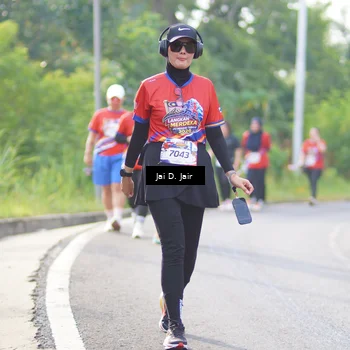 Runner Photo 6027030