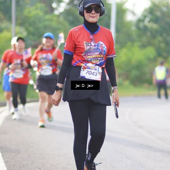 Runner Photo 6027034