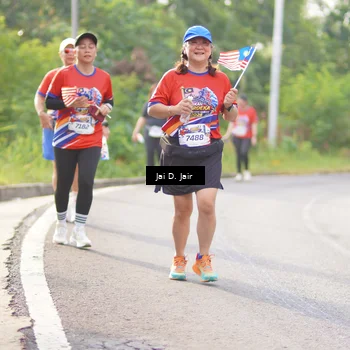 Runner Photo 6027035