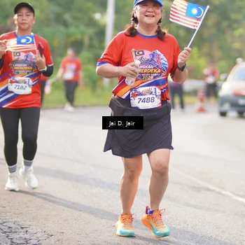 Runner Photo 6027040