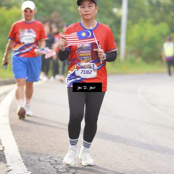 Runner Photo 6027042