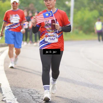 Runner Photo 6027043