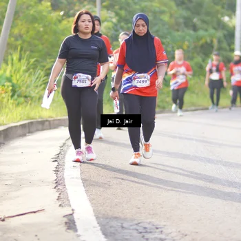Runner Photo 6027059