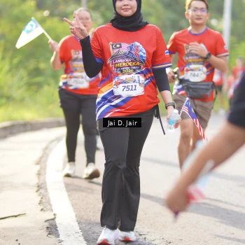 Runner Photo 6027066