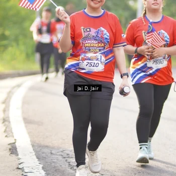 Runner Photo 6027074