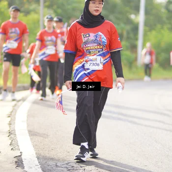 Runner Photo 6027085