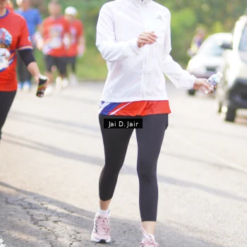 Runner Photo 6027103