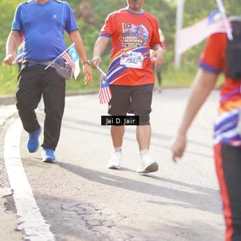 Runner Photo 6027118