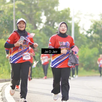 Runner Photo 6027142